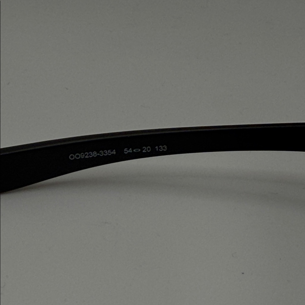 Oakley Black Sunglasses OO9238 No Case - Picture 4 of 4